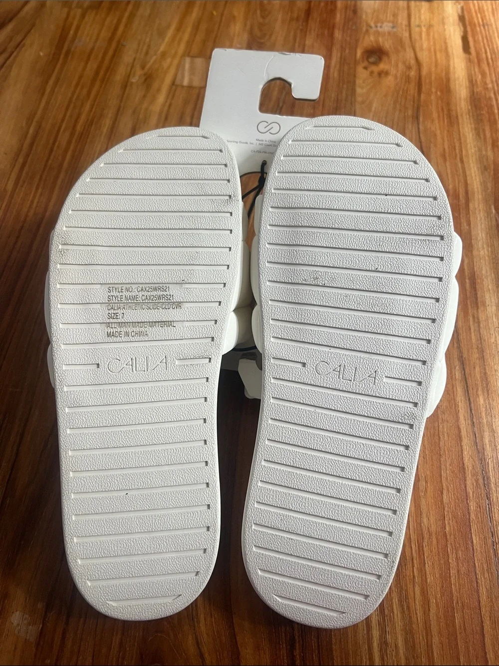 Calia by Carrie Underwood White Slide Sandals Slide Shower Shoe for women’s 7